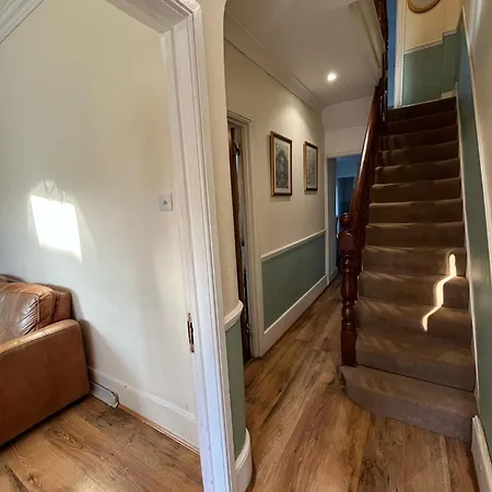 4 Bedroom House, Close To The O2 And Greenwich London Exterior photo