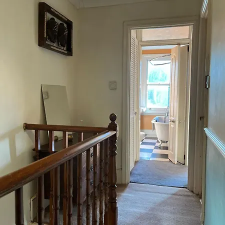 4 Bedroom House, Close To The O2 And Greenwich London Exterior photo
