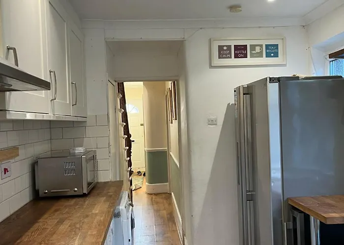 4 Bedroom House, Close To The O2 And Greenwich
